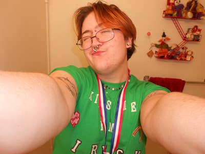 Looking for a room in SFV or nearby for August Main Photo