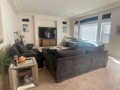 Room for rent in new and large SW area home Main Photo