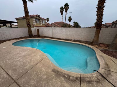 2 Story Home With Sparkling Pool Main Photo