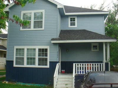 One large bedroom in four bedroom house Main Photo