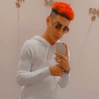 Professional Male seeks a large room Main Photo
