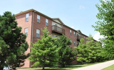 Urgently looking for a fourth female roommate!  Main Photo
