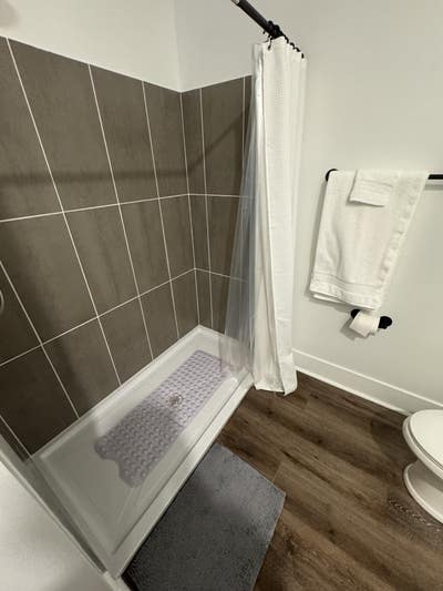 Accommodations & Tenant info Main Photo