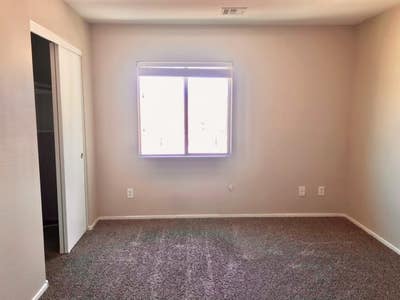 Beautiful townhouse  Main Photo