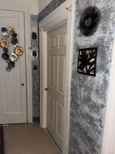 1 Large Room Available in the Bronx Main Photo