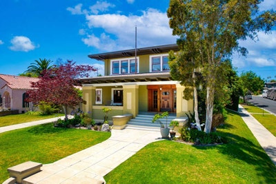 Bedroom available in a historic craftsman Main Photo