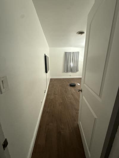 Room for rent in nice quiet area.  Main Photo