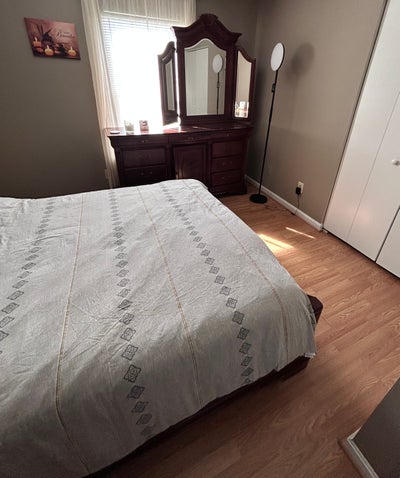 Furnished Room 4 rent  Main Photo