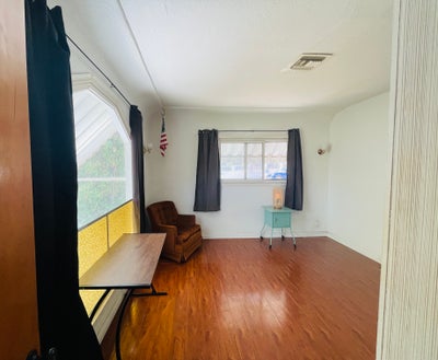 Vintage private room with mountain view Main Photo