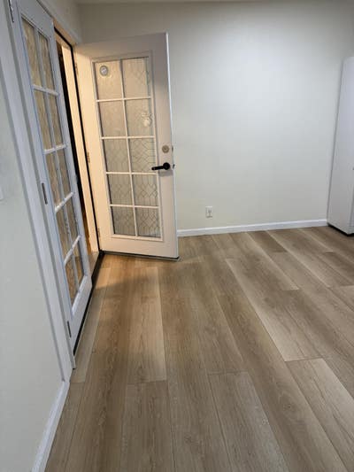 Large room for rent Main Photo