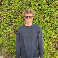 Room wanted in Newport Beach, CA Main Photo