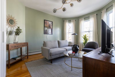 Room in JFK/UMass on a flexible lease Main Photo