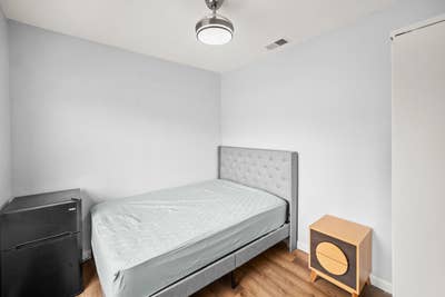 ️Spacious Room with Natural Light Now Available ️  Main Photo