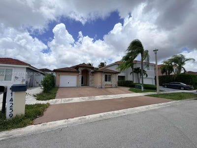 Single Home ( Beautiful _BR,_bath home with _Car  Main Photo
