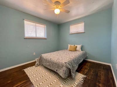 Cozy Room in Charming Home in Aurora! Main Photo