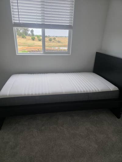 One bedroom on rent. Main Photo