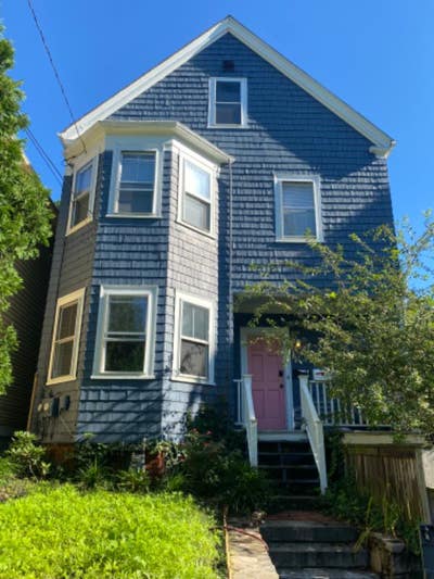 Charming east side 1 bed 1 bath on transit street Main Photo