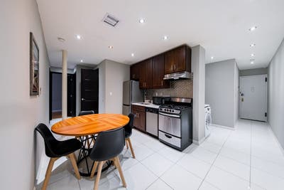 4 bed in Upper West Side on a flexible lease Main Photo