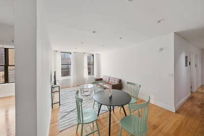4 bed in East Harlem on a flexible lease Main Photo