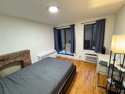 Furnished Bedroom w Balcony for Sublet in UES Main Photo