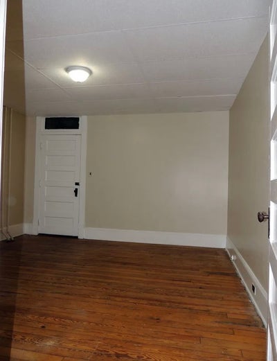 Room for rent next to Maryville college  Main Photo