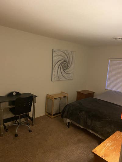 Shared accommodations Main Photo