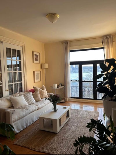 Hamilton Heights room for rent Main Photo