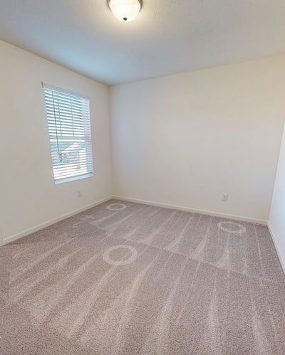 2 rooms for rent far west side Main Photo
