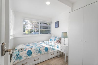 Furnished & Clean Private Rooms in Huntington Bea Main Photo
