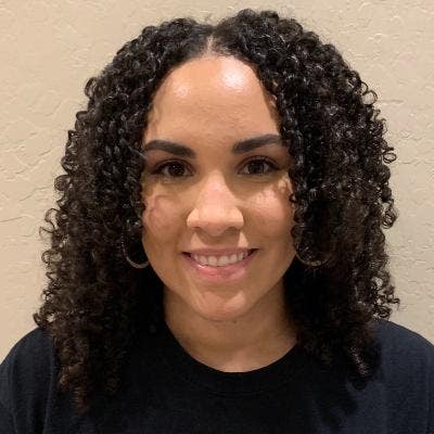Professional Female seeks a small or large room Main Photo