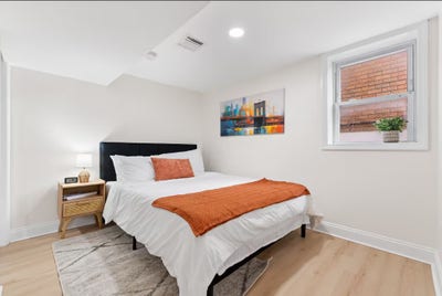  Beautiful Room for rent!! Main Photo