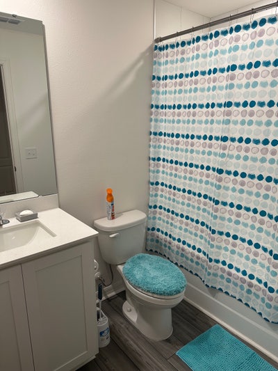 Furnished Room Main Photo