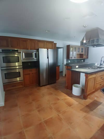 Ranch Style Spacious Home Main Photo