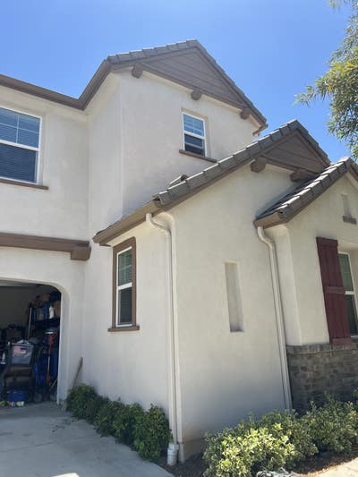 1 Room, 1 Share Bath for Rent in Santa Clarita, CA Main Photo