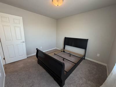 Bedroom with Walk-in Closet in Clean Safe Home Main Photo
