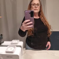 62 year old Female seeks a large room Main Photo