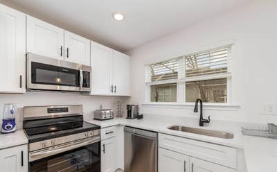  New Construction Townhouse with Dining area, Livi Main Photo