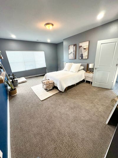 Private room_Master suite for rent Main Photo