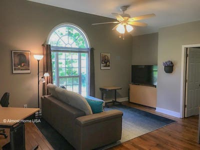 Nice Cozy Furnished 1 Bedroom Peaceful Setting  Main Photo