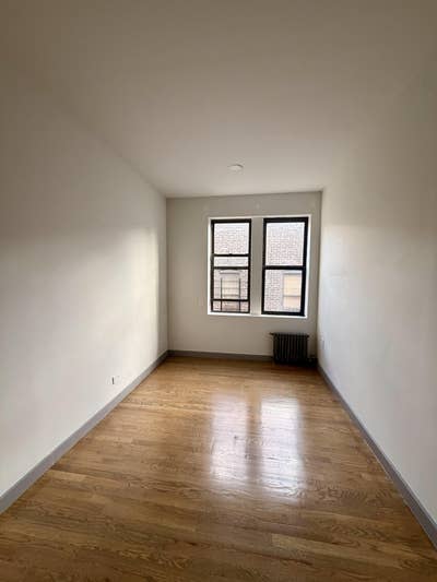 One Great Room - 5Br/2Ba - W&D - Now  Main Photo