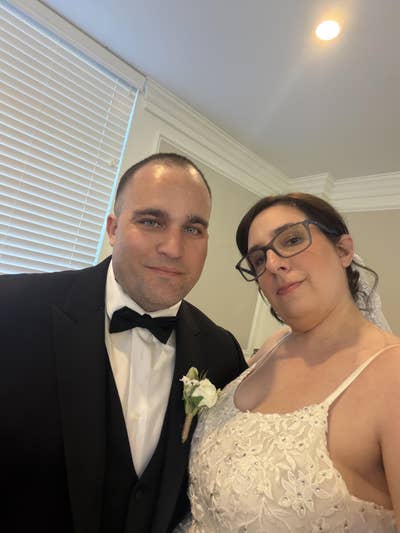 My wife and I are looking for a temporary pla... Main Photo
