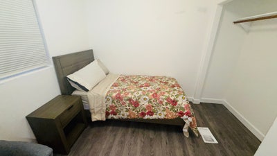 3 Rooms Rent Hollywood $700-$800 Main Photo