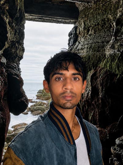 Incoming NYU Courant Grad Student Looking for Room Main Photo