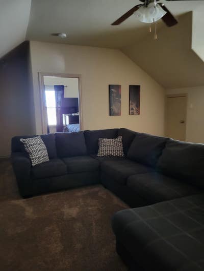 Large Space Upstairs for Rent Main Photo