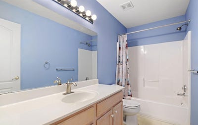 Fully Furnished Room for Rent All Utilities Incl. Main Photo