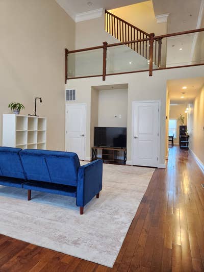 Stunning 4-Story Capitol Hill Townhouse, Furnished Main Photo