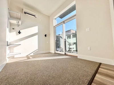Rooms with balcony ! laundry roof gym JULY 1 only  Main Photo