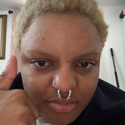 21 year old seeks a room Main Photo