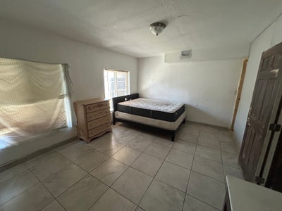 Big room close to Miami airport  Main Photo