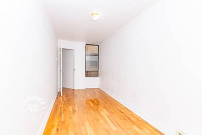 #1104     Spacious 2BR Directly Across from Maria  Main Photo